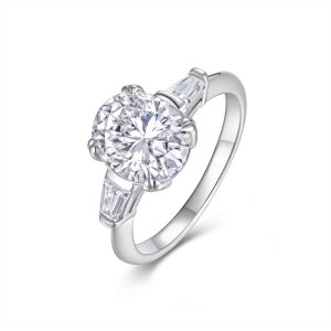 Engagement Moissanite Ring - Cristiera