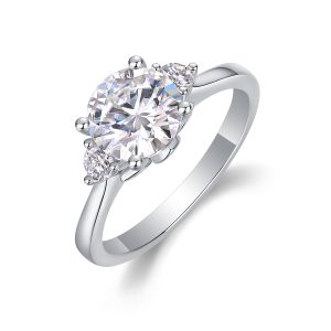 2Ct Silver Moissanite Engagement Ring - Cristiera