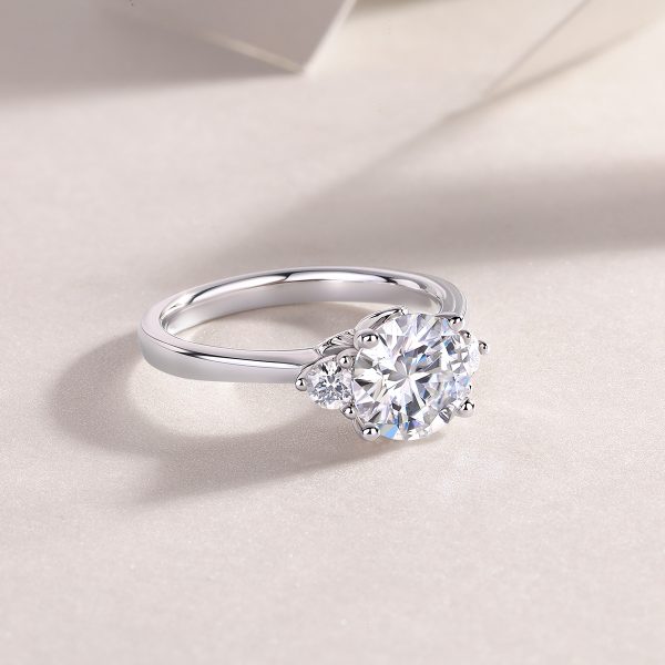 2Ct Silver Moissanite Engagement Ring - Cristiera - Image 7