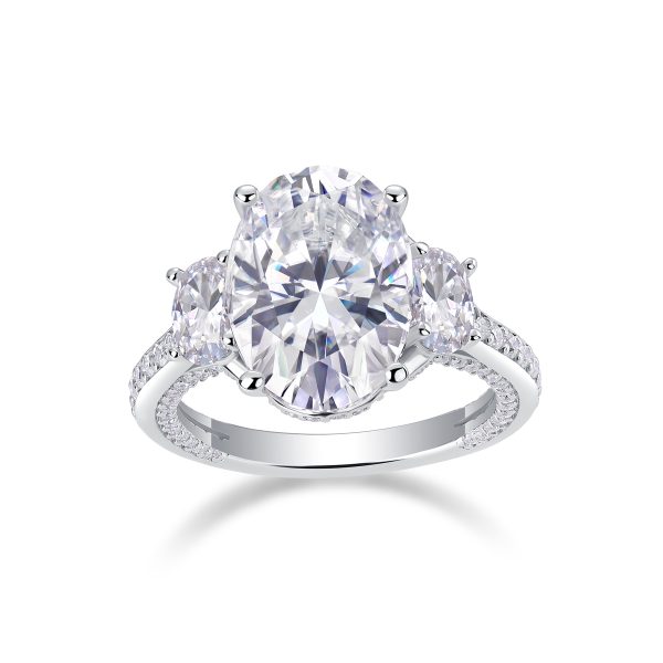 Silver Oval Cut Moissanite Engagement Ring - Cristiera - Image 2