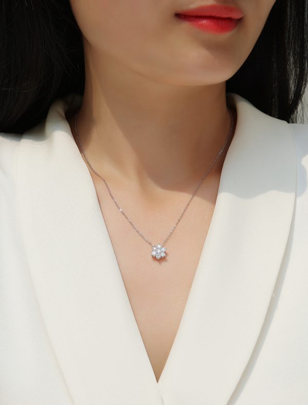 Quality Moissanite Snowflake Necklace Pendant - Cristiera - Image 9