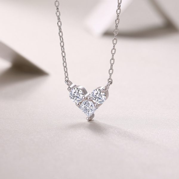 Women Silver Moissanite Heart Necklace - Cristiera - Image 7