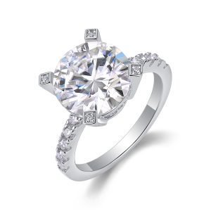 5 Carat Engagement Ring With Moissanite - Cristiera