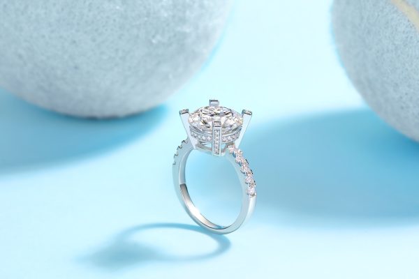 5 Carat Engagement Ring With Moissanite - Cristiera - Image 8