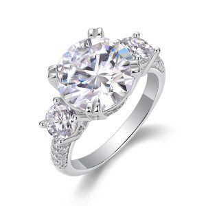 Silver 5 Carat Engagement Moissanite Ring - Cristiera